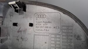 Audi A4 S4 B8 8K Rivestimento estremità laterale del cruscotto 8K0857086A