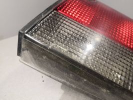 Saab 900 Lampy tylnej klapy bagażnika 21117481