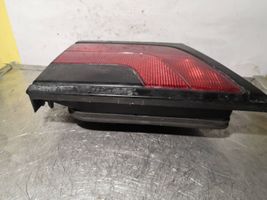 Peugeot 806 Lampy tylnej klapy bagażnika 4510112