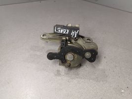 Audi A4 S4 B5 8D Serrure de hayon 8D9827573A