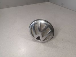 Volkswagen Bora Aizmugurējā pārsega slēdzene (ārpusē) 1J5827469