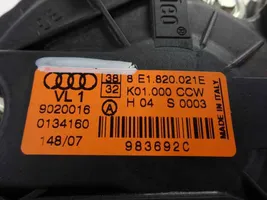 Audi A4 S4 B7 8E 8H Sisälämmityksen ilmastoinnin korin kotelo 