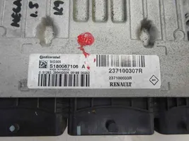 Renault Megane III Calculateur moteur ECU 237100307R