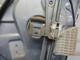KIA Carens II Elektryczny podnośnik szyby drzwi przednich 