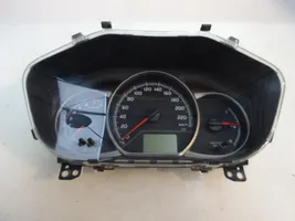 Toyota Yaris Geschwindigkeitsmesser Cockpit 83800-0U270