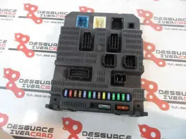 Peugeot 308 Module de fusibles 9663798180