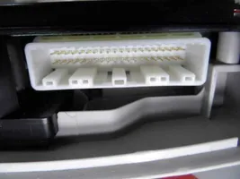 Lexus IS 220D-250-350 Panel oświetlenia wnętrza kabiny 