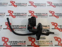 Opel Astra J Clutch master cylinder 