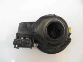 Opel Astra J Tappo del serbatoio del carburante 