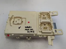 Hyundai i10 Module de fusibles 91952-B9351