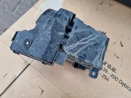 Nissan Qashqai Fuse box cover 