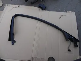 Opel Insignia B Ramka szyby drzwi przednich 39144813