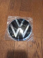 Volkswagen Touran II Logo/stemma case automobilistiche 5TA853630B