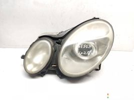 Mercedes-Benz CLC CL203 Lampa przednia A2118203161