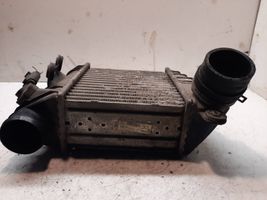 Volkswagen Golf IV Chłodnica powietrza doładowującego / Intercooler 1J0145803E