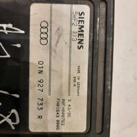 Audi A4 S4 B5 8D Pavarų dėžės valdymo blokas 01N927733R