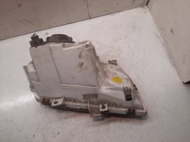 Volkswagen Sharan Lampa przednia 0301048301