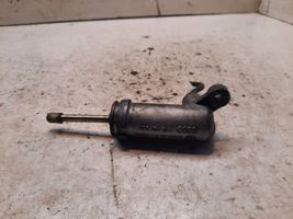 Audi 80 90 S2 B4 Pompa della frizione 4A0721261