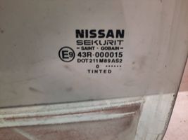 Nissan Almera Tino Finestrino/vetro retro 43R000015