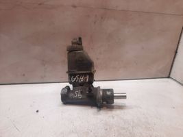 Volkswagen PASSAT B4 Główny cylinder hamulca 358611307