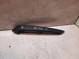 Opel Astra H Modanatura separatore del paraurti anteriore 13121993