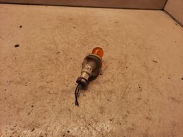 Audi 80 90 S2 B4 Żarówka do lampy przedniej 813971955