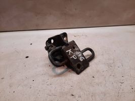 Audi A6 S6 C5 4B Charnière inférieure de porte avant 4B0831411B