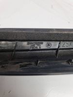 BMW 7 F01 F02 F03 F04 Moldura de la puerta trasera 7206389