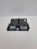 Toyota Yaris Cross Rejilla de ventilación central del panel 55670K0090