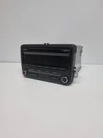 Volkswagen Jetta VI Radio/CD/DVD/GPS head unit 1K0035186AN