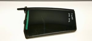 Volkswagen Tiguan Vetro del deflettore posteriore 5N0845213