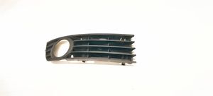 Audi A4 S4 B6 8E 8H Grille antibrouillard avant 8E0807682A