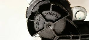 Skoda Fabia Mk3 (NJ) Ręczny podnośnik szyby drzwi tylnych 122982