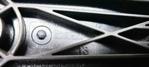 Skoda Fabia Mk3 (NJ) Korbka szyby drzwi tylnych 6Q0837581A