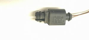 Audi A4 S4 B7 8E 8H Outside/exterior temperature sensor 1j0973702