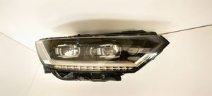 Volkswagen PASSAT B8 Lampa przednia 3G1941082C