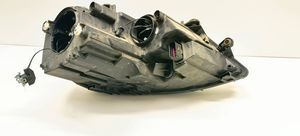 Volkswagen Jetta VI Headlight/headlamp 17502101