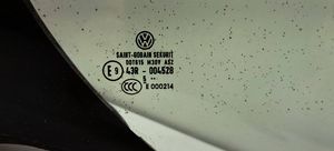 Volkswagen Jetta VI Fenêtre latérale vitre arrière E000214