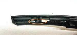 Nissan Pulsar Rivestimento modanatura del vetro della portiera posteriore 