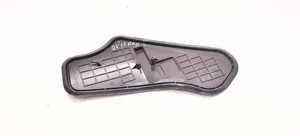 Audi Q5 SQ5 Inne elementy wykończeniowe drzwi tylnych 8R0839916
