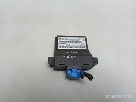 Volkswagen PASSAT CC Gateway control module 