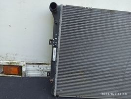 Volkswagen PASSAT B7 Radiateur de refroidissement 