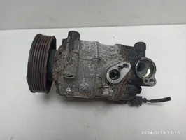 Audi Q3 8U Compressore aria condizionata (A/C) (pompa) 