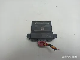 Volkswagen Golf VI Gateway control module 