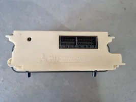 Mitsubishi L200 Oro kondicionieriaus/ klimato/ pečiuko valdymo blokas (salone) 