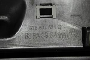 Audi A5 Sportback 8TA Takapuskurin alaosan lista 8T8807521G