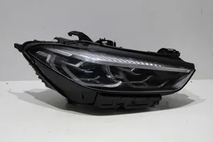 BMW 8 G14 Lampa przednia 