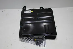 Volkswagen Golf VIII Batteria 77025200121