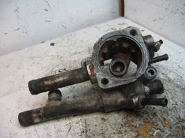 Opel Vectra B Boîtier de thermostat 