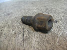 Opel Vectra B Nuts/bolts 